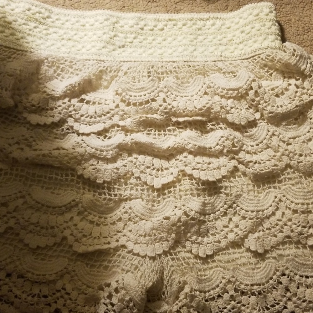 Shorts - Picture 4 of 5
